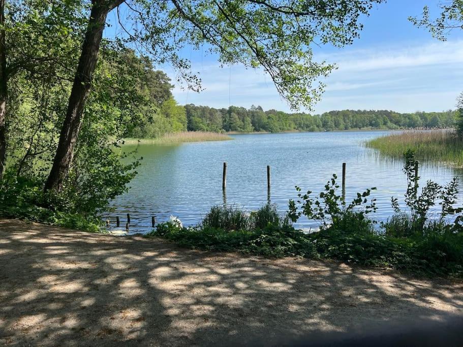 Villa Am See - Naehe Berlin Biesenthal Εξωτερικό φωτογραφία